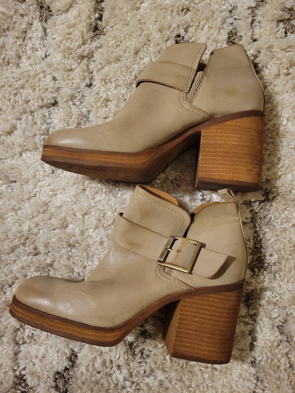 Korks Beige Leather Block Heel Ankle Boots with Buckle